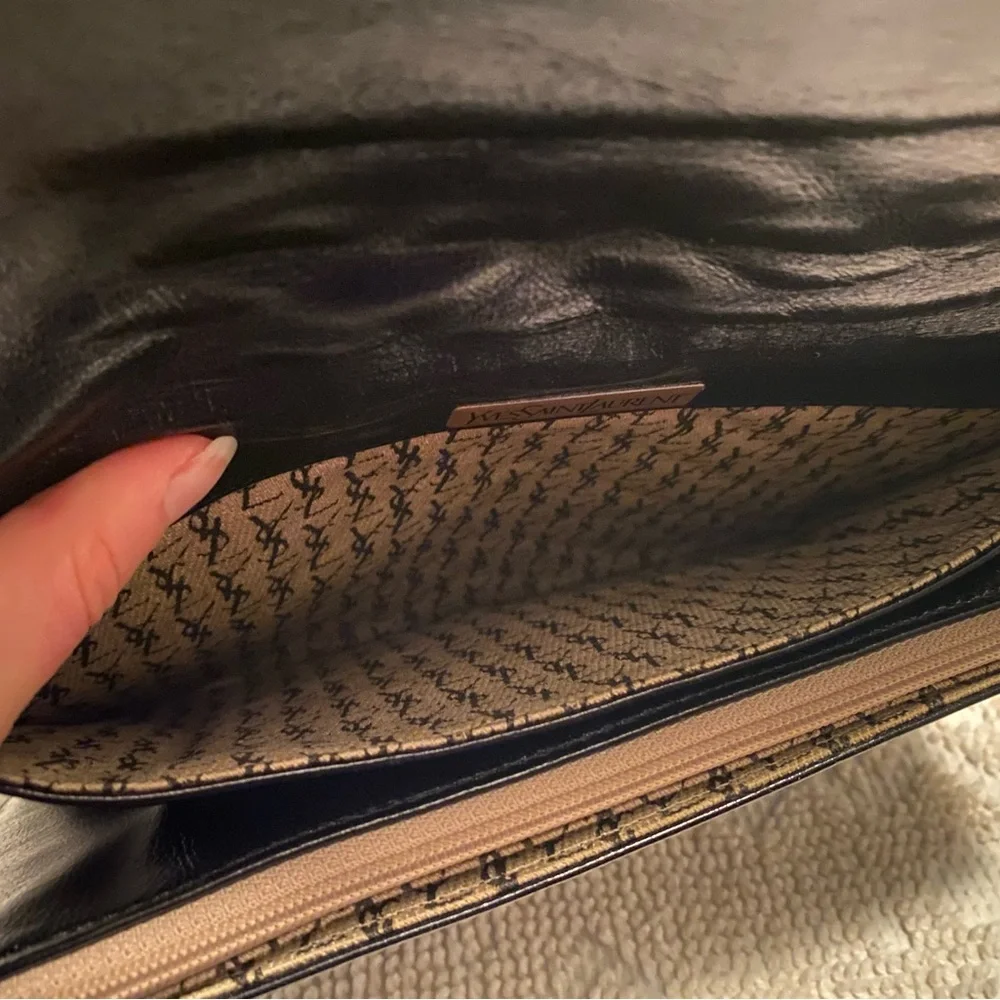 Yves Saint Laurent Black Leather Chevron Pouch Envelope Clutch - Picture 5 of 16